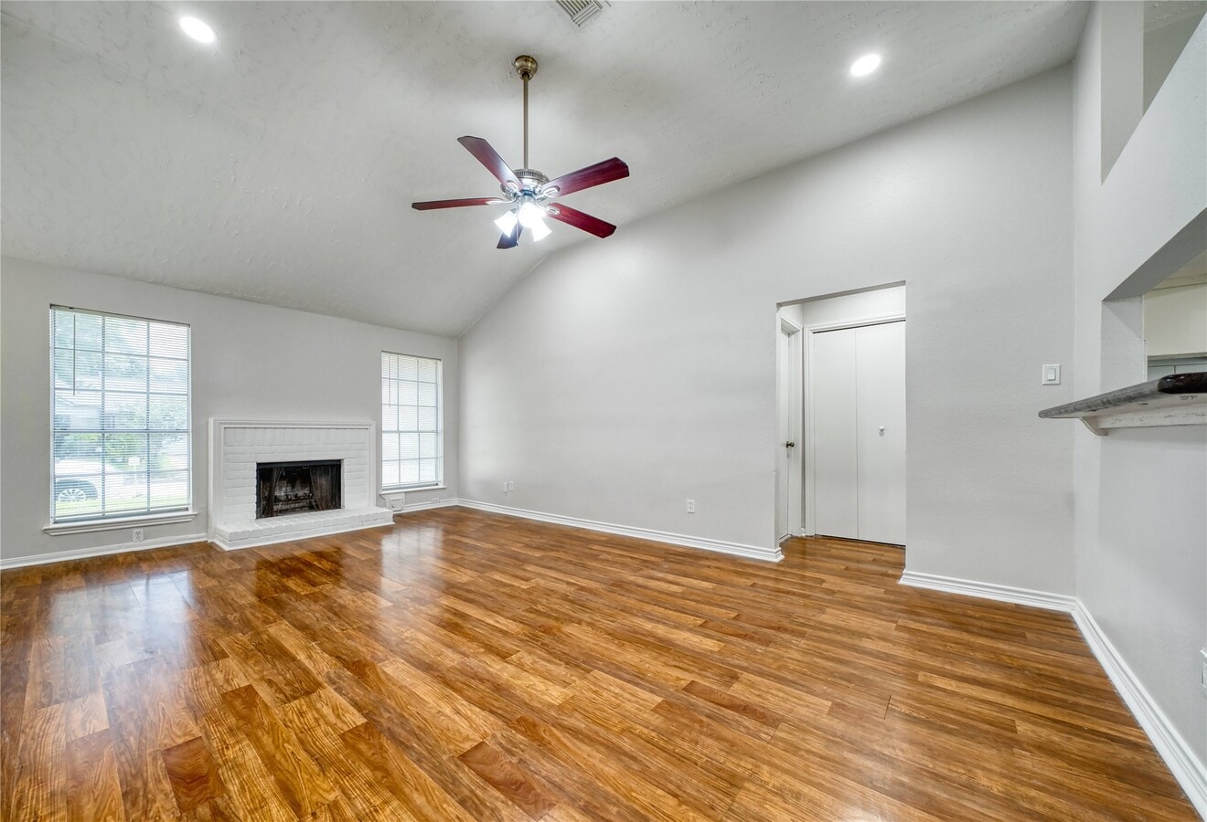 Photo - 2014 Powder Mist Ln