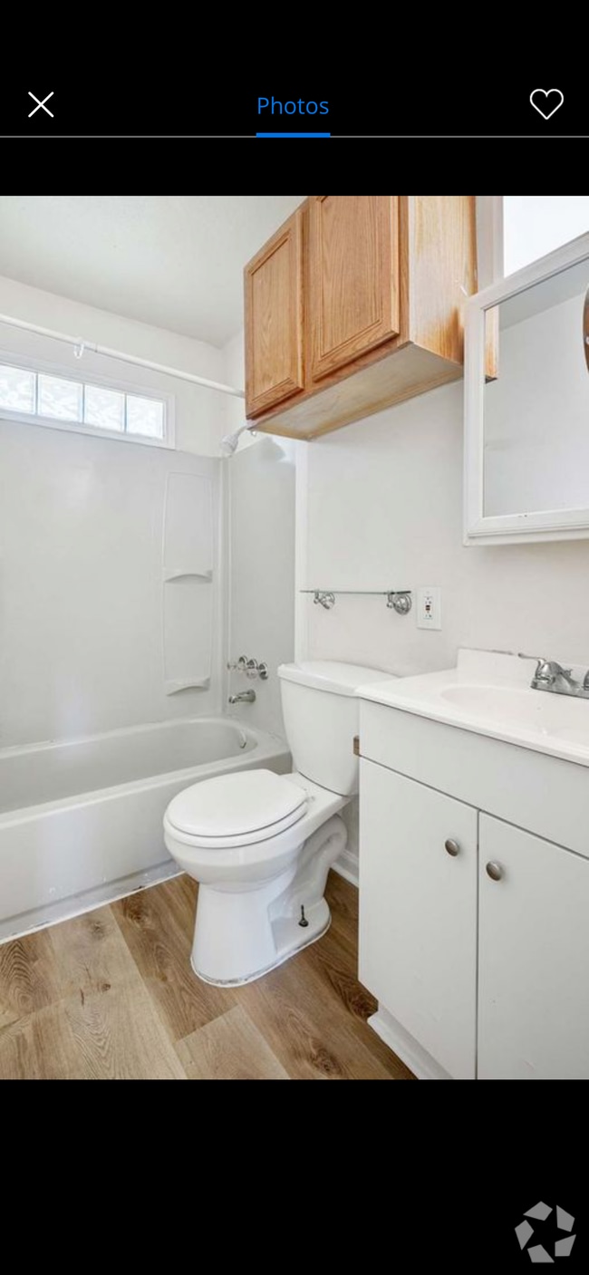 Building Photo - 3210 Northeast Dr Unit A Rental