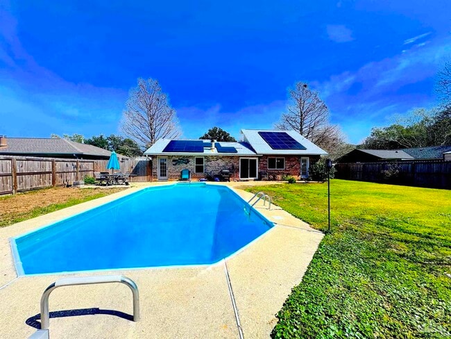 Photo - 3585 Riddick Dr