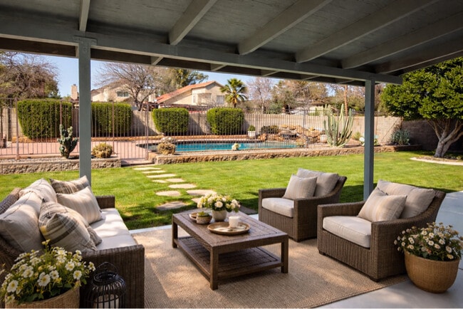 Photo - 190 S Hazelton Dr