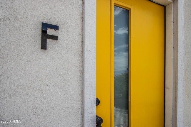 Building Photo - 2525 W State Ave Unit F