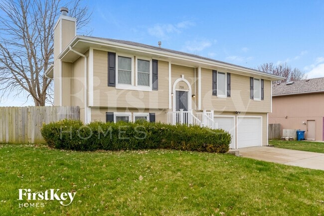 Photo - 709 E 16th St