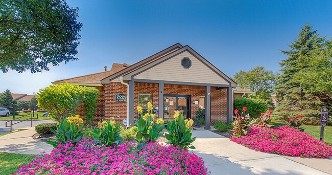 Carmel Landing Apartment Homes