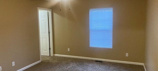 Photo - 3218 Putnam St