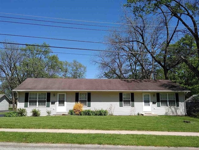 Photo - 1912 /1914 Remington Rd