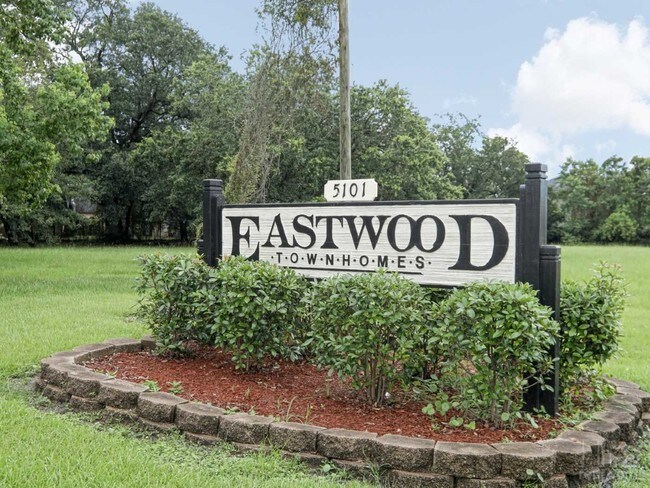 Photo - 5101 Orchard Rd Townhome