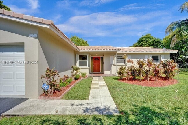 Building Photo - 4103 NW 75th Ave Rental