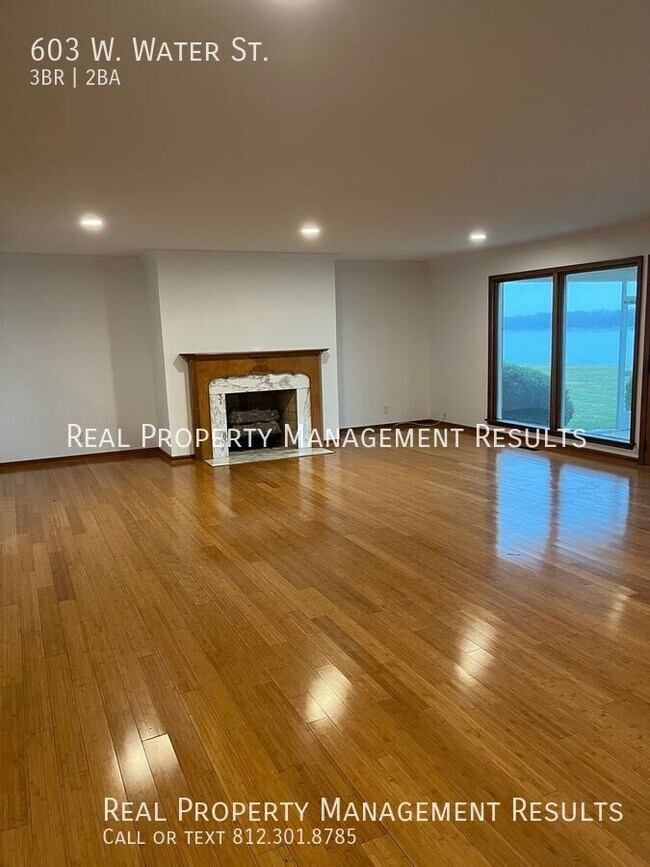 Photo - 603 W Water St