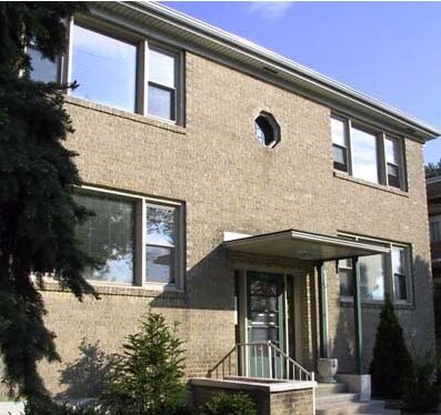 Photo - Touissant Apartments