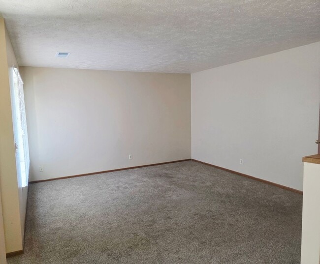 Photo - Welcome to Westchester Apartments – Your New Home in the Heart of Millard Unit 114