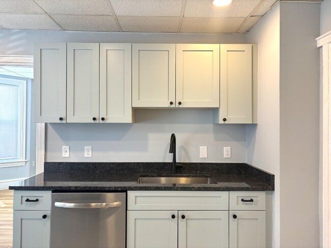 Photo - 132 Division St Unidad 1