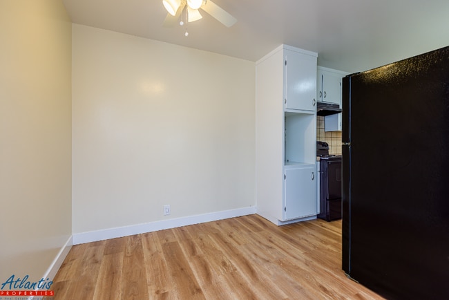 Photo - 642 Blythe Ct Unidad 25