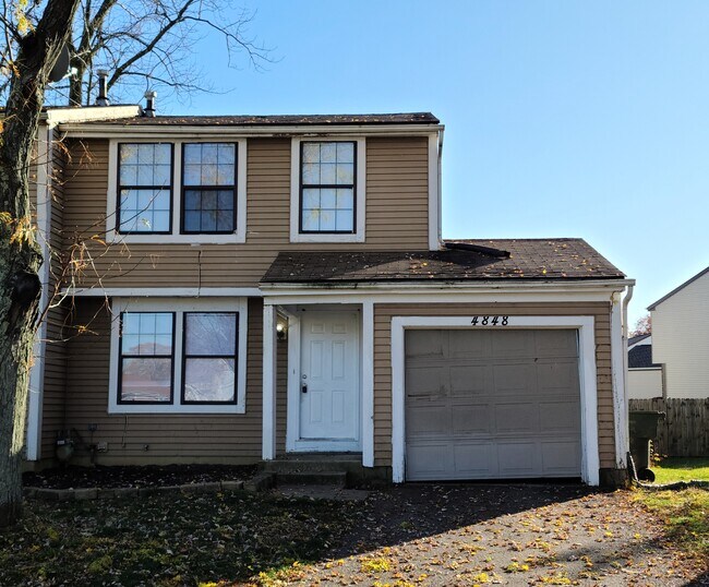 Front view - 4848 Charlton Ct Townhome
