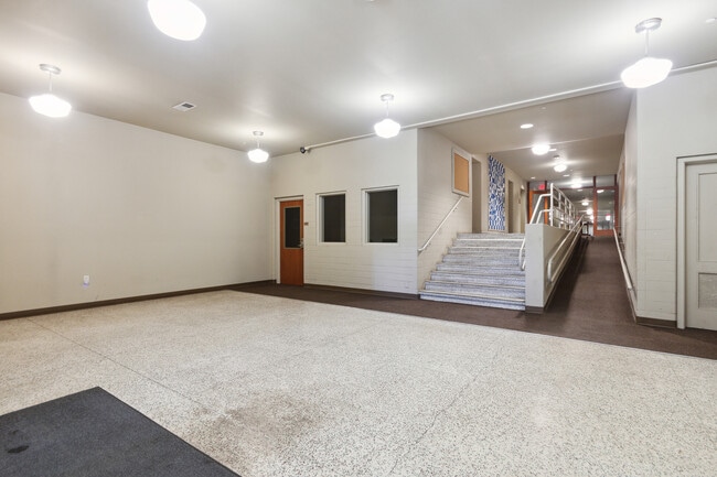 Oconomowoc School Apartments