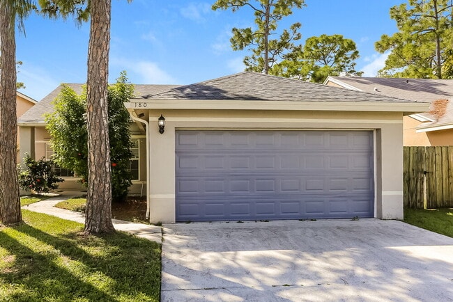 Building Photo - 180 Heatherwood Dr