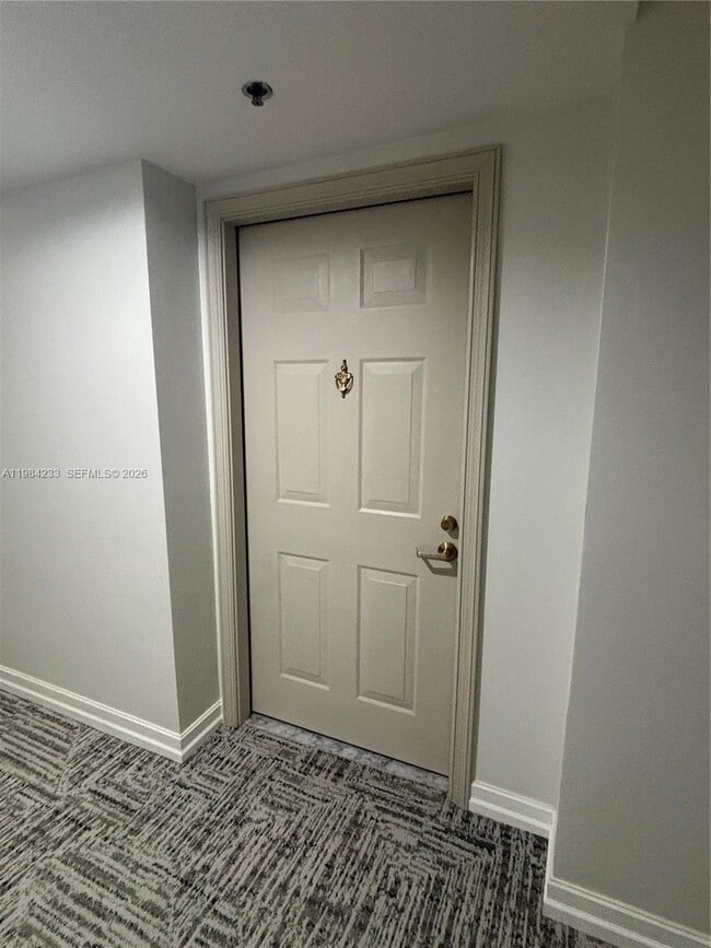 Building Photo - 2665 SW 37th Ave Unit 1204