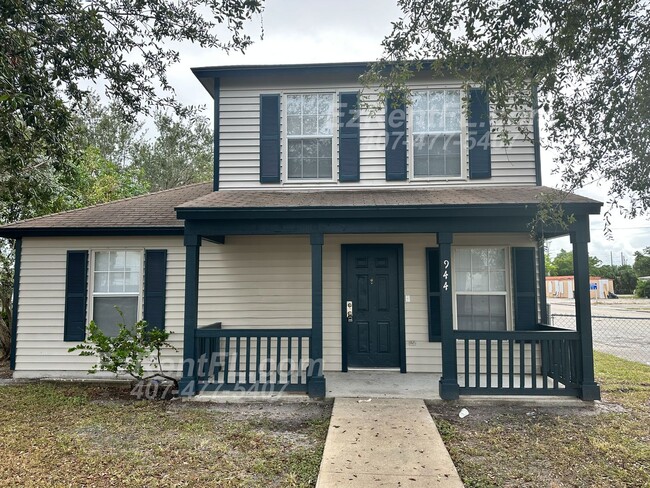 Newly renovated 3-bedroom, 2-bathroom home... - Newly renovated 3-bedroom, 2-bathroom home...