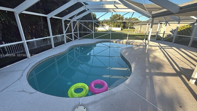 Photo - 397 SE Huron Terrace