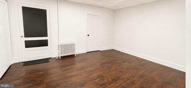 Photo - 136 S 5th St