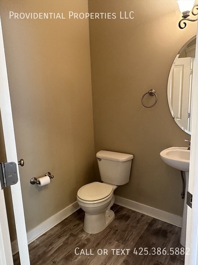 Photo - 9720-9186 186 St E