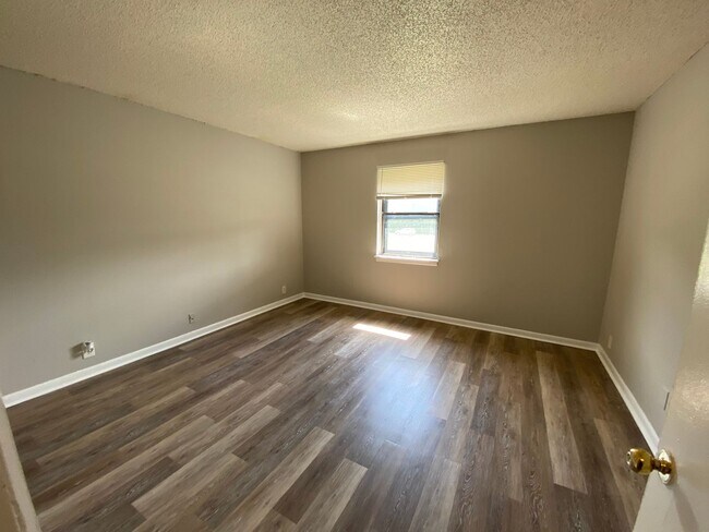 Photo - Lovely 1 bedroom condo in South Nashville! Private Balcony!