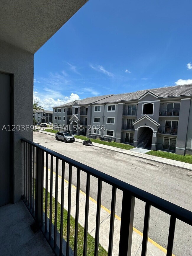 Photo - 15460 SW 284th St Unit 4207