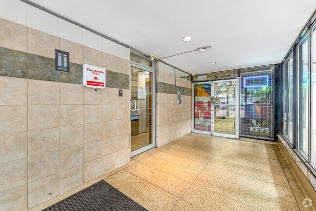 Lobby - WATERLOO APARTMENTS