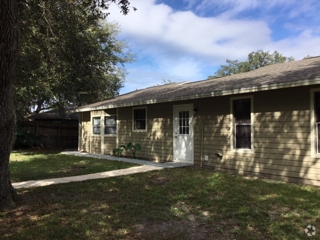 Building Photo - 39688 Meadowood Loop Rental