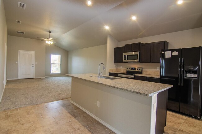Photo - 13809 Vernon Ave