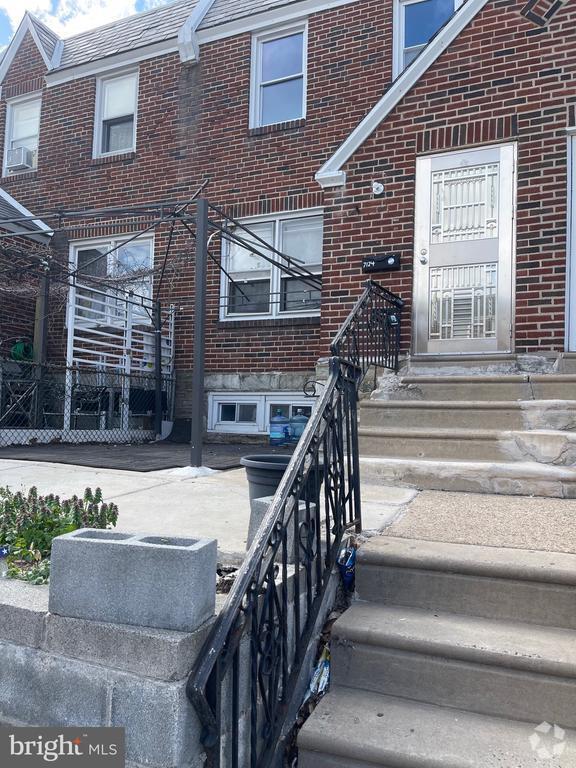 Building Photo - 7124 Lynford St Rental