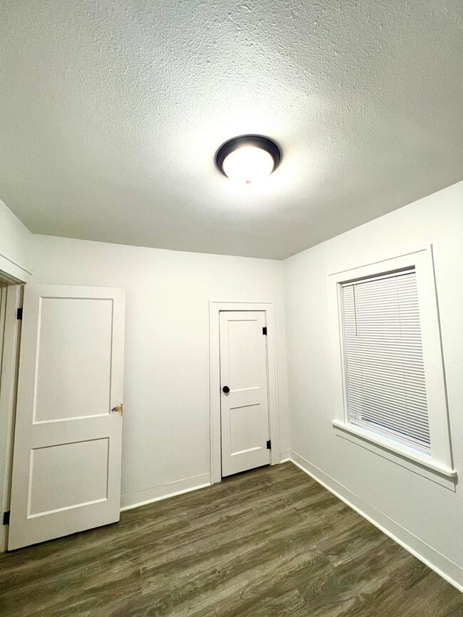 Photo - cute 2 Bedroom 1 Bath