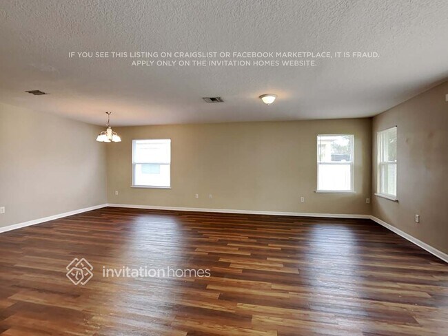 Photo - 6922 Glenbrook Dr