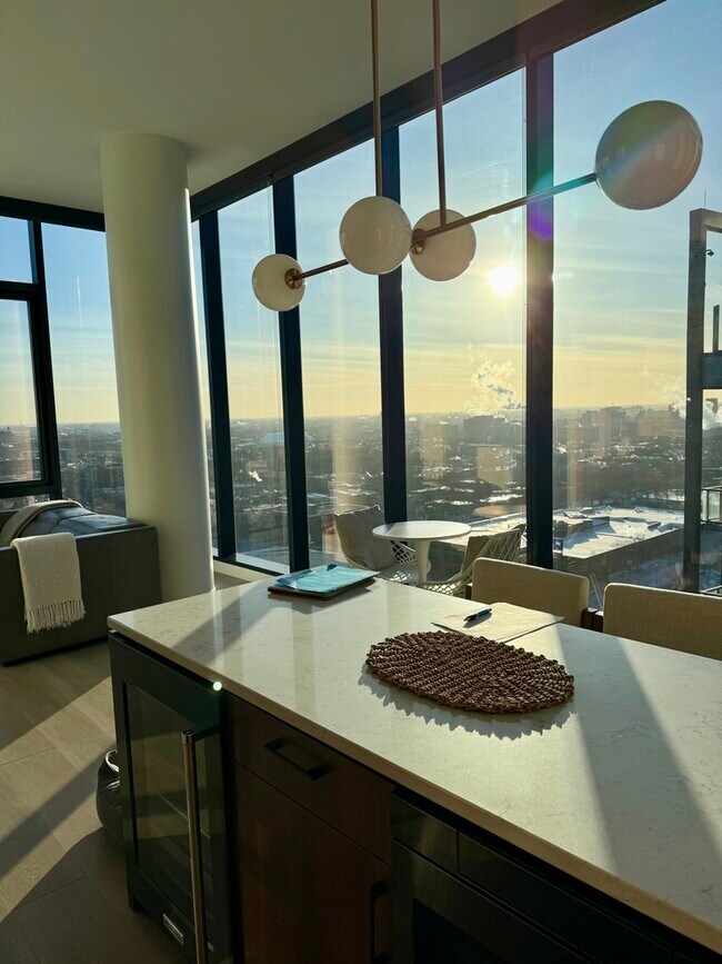 Photo - 1101 W Van Buren St