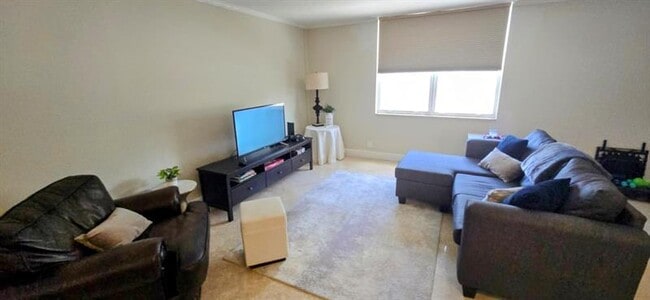 Photo - 1050 SE 15th St Unidad 204