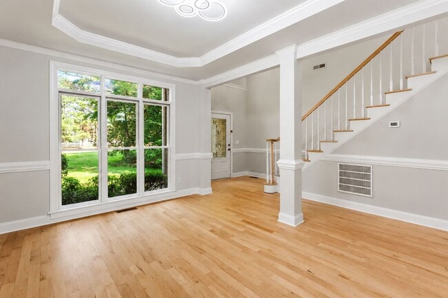 Photo - 3011 McKee Rd
