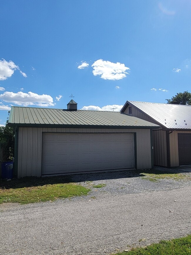 Photo - 3571 Orrstown Rd