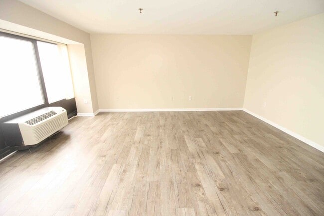 Photo - 1001 W Jefferson Ave Unidad 29D