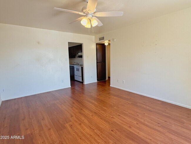 Photo - 1240 W Dunlap Ave Unit 17