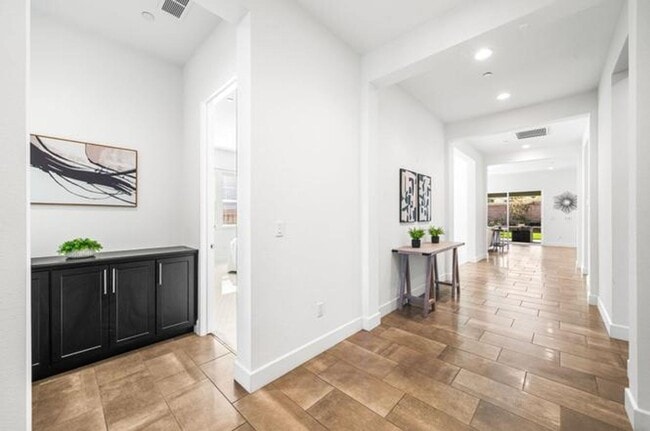 Photo - GORGEOUS 3300 Sqft Single Story 4 Bed 3.5 Bath House in Brentwood
