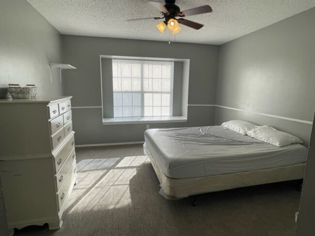 Photo - Thousand Oaks Condo Unit 1500 E. Starr Ave. # 306