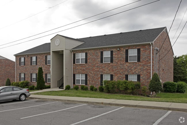 Primary Photo - Skyline Village Apartments