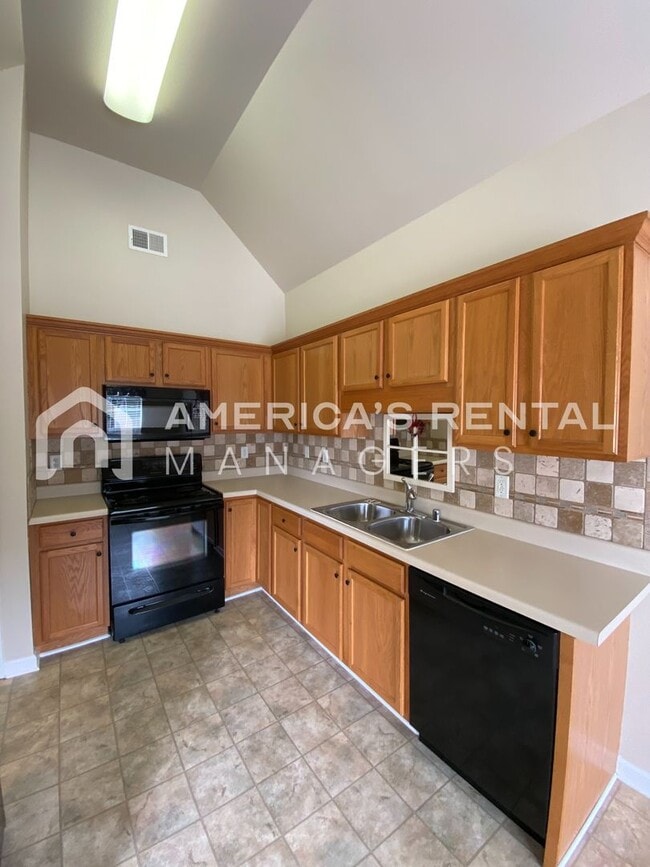 Photo - Cozy Home with Fenced-In Backyard for Rent in Bessemer! COMING SOON!