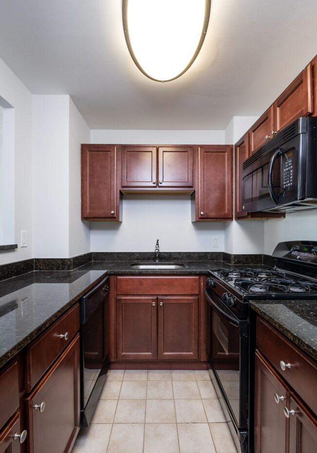Photo - 1422 Columbia Rd Condo Unit 8H