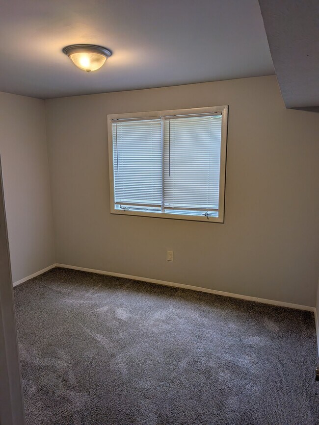 Photo - 22024 Gloucester Ct Unit B5