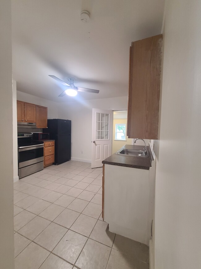 Photo - 532 Walnut St