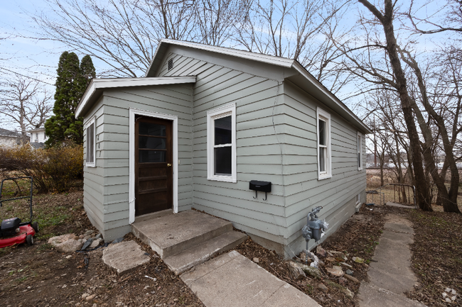 Building Photo - 307 Prospect St Rental