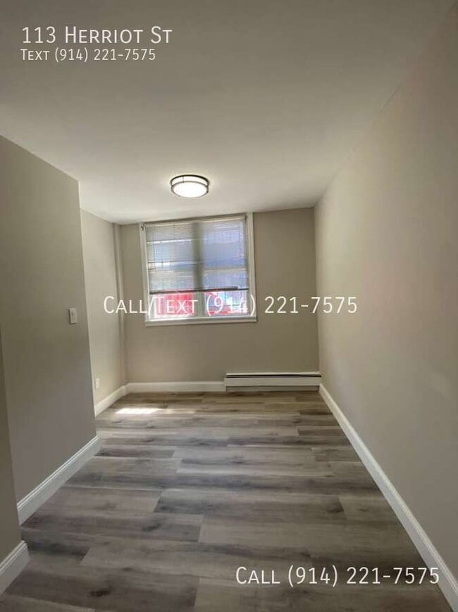 Photo - 113 Herriot St