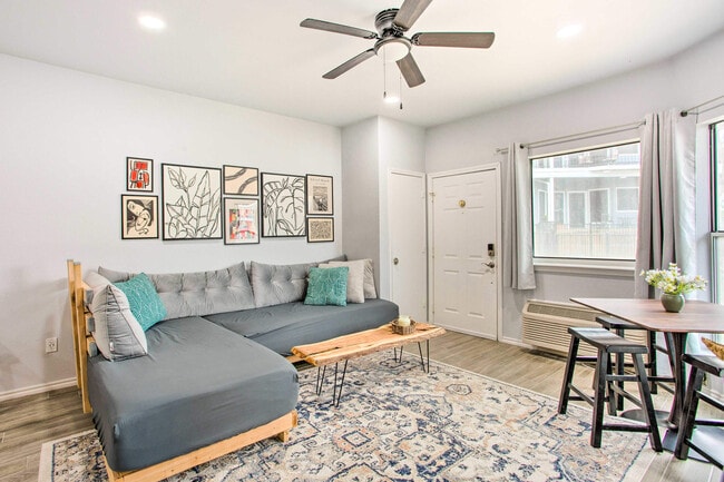 Photo - 2164 Tanglewood Blvd Unit 104B