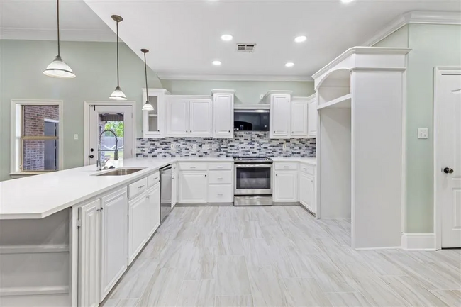 Photo - 1630 Hollow Cove