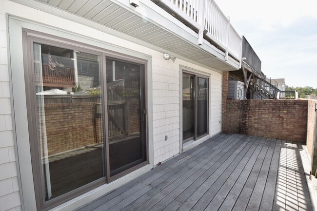 2407 Whaler Ct